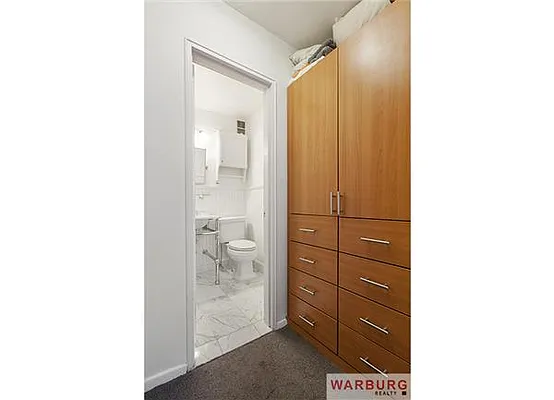 Sold by Warburg | media 2