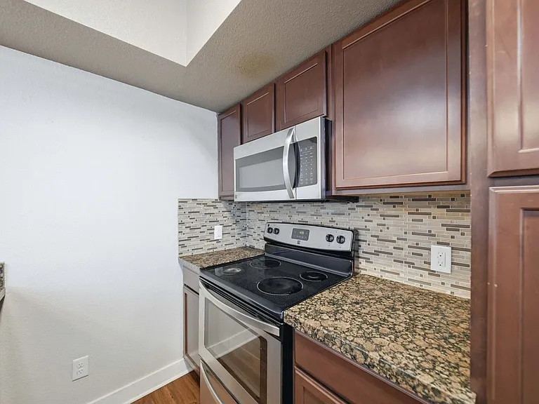 Northgate Proper — Photo 32