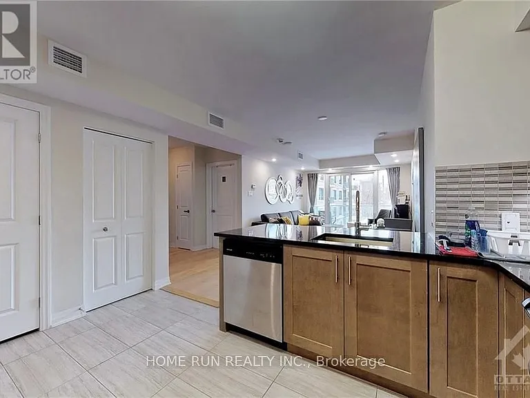 195 Besserer St #402 — Photo 3