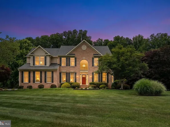 2 Fawn Ridge Ct, Reisterstown, MD 21136