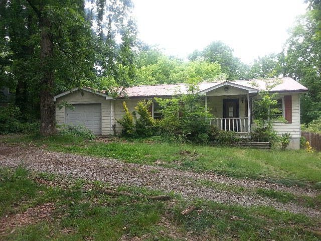 2nd image of 1496 Boynton Dr