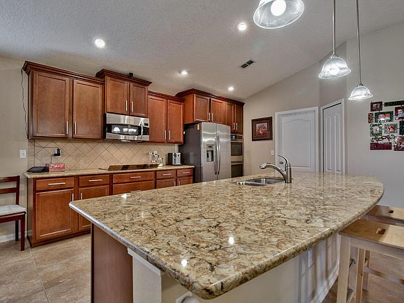 2nd image of 1005 Torry Ct