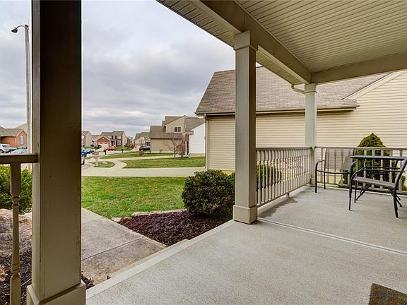 4th image of 6704 Bartlett Ct