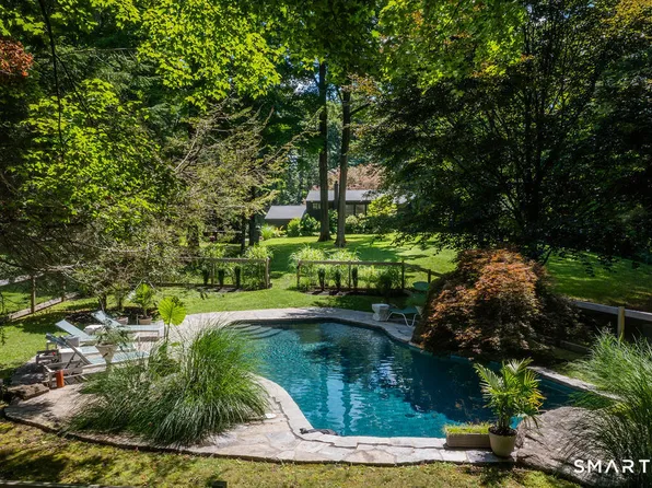 15 Brinsmade Lane, Sherman, CT 06784