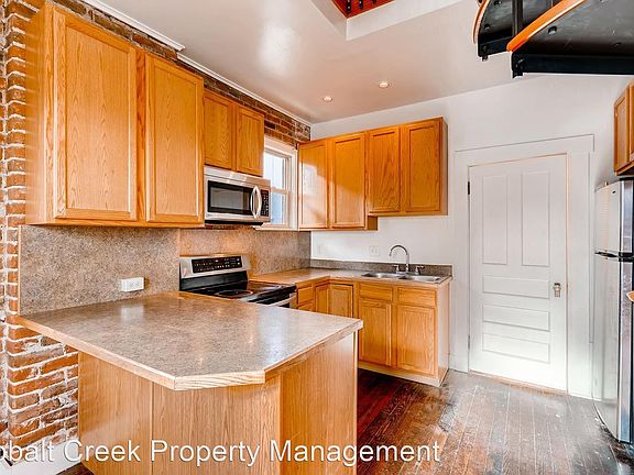 4th image of 1757 Vine St #3