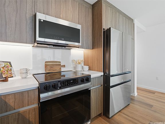5th image of 1500 Rycroft St #4018R