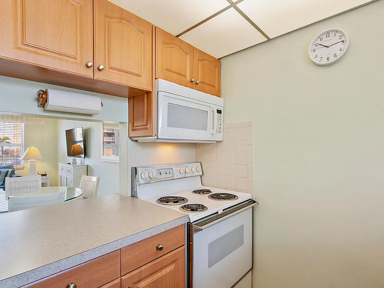 11440 1st St E #9 — Photo 10