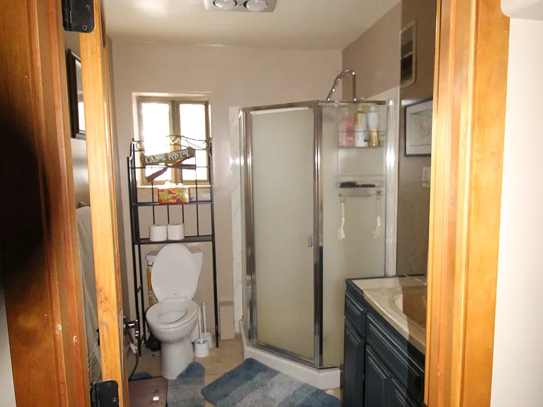 807 Jeffrey Ct — Photo 16