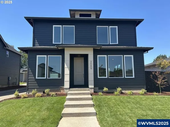 3045 Olympic St, Woodburn, OR 97071