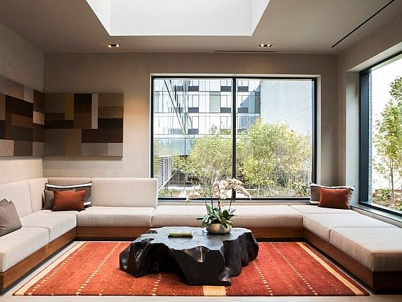 5th image of 2840 Jackson Ave #20E
