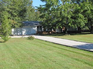 1314 Old Bell Rd, Iuka, IL 62849
