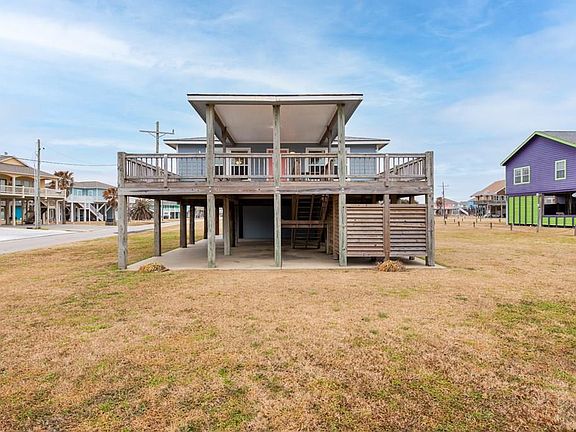 3rd image of 926 Tidelands Dr