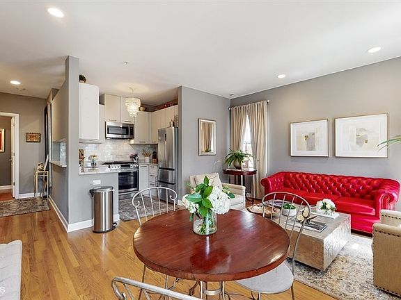 4th image of 851 Laurel Ave