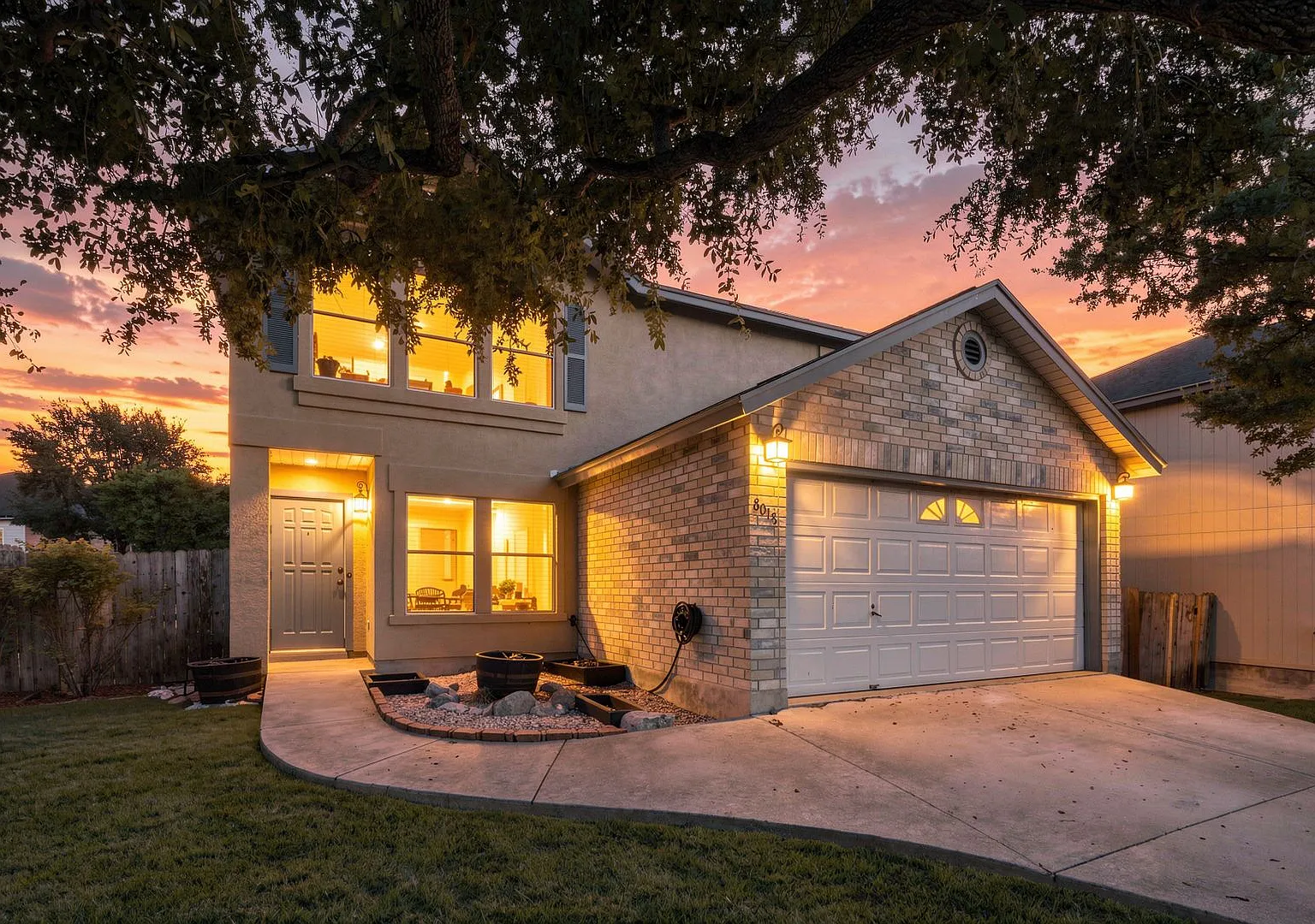 Spacious Home with Deck & Pergola in Convenient Location — Photo 1