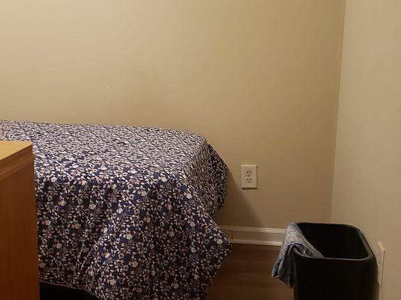 2nd image of 2717 Meadow Knoll Dr #B