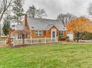 119 N Oak Hill Rd, Pittsburgh, PA 15238