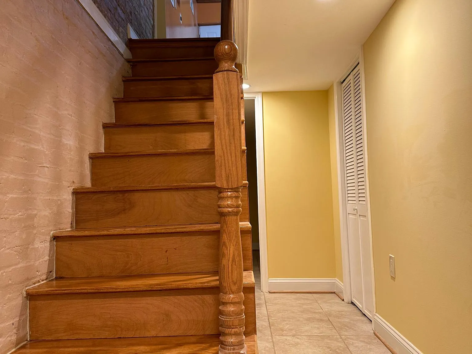 4 bed, 1700 sqft, $2,000 — Photo 3