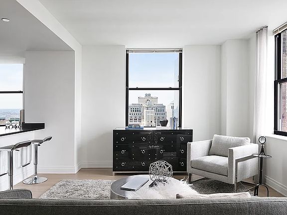 4th image of 70 Pine St APT 5402