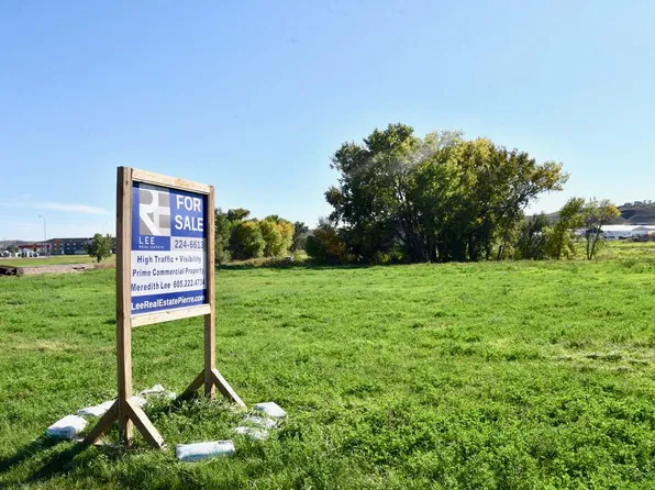 18 Truman Tract, Fort Pierre, SD 57532