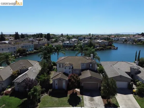 4445 Spyglass Dr, Stockton, CA 95219