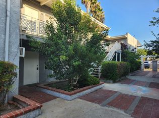927 Ventura Ave #4, Simi Valley, CA 93065