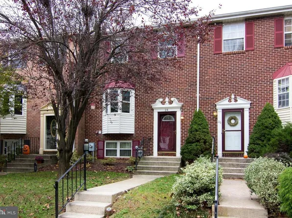 24 Hallview Ct, Nottingham, MD 21236