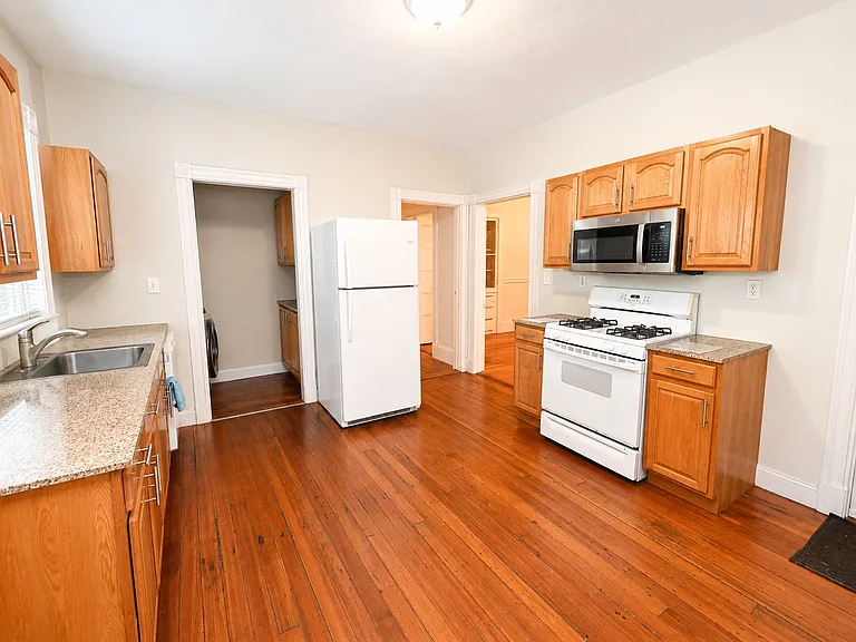 229 Centre St #1 — Photo 6