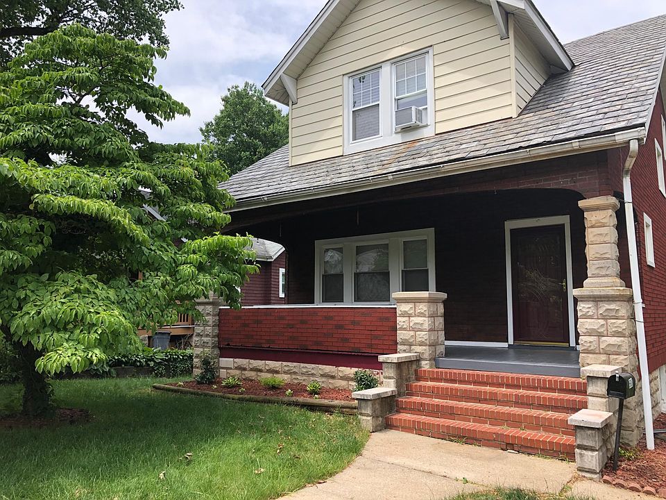 covered front porch