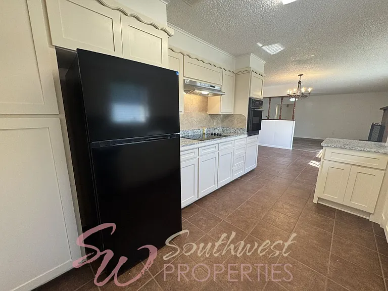 208 Prairie Wind Blvd — Photo 7