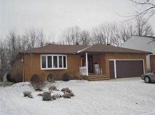 7777 E Linden Ln, Parma, OH 44130