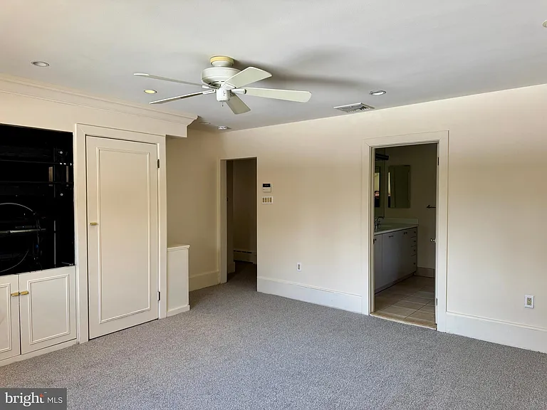 8233 Fairview Rd — Photo 21