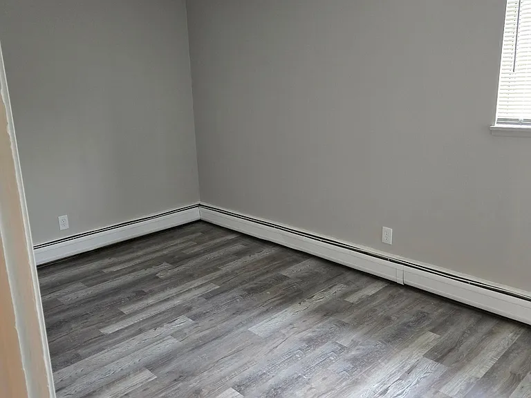 15229 Maple Park Dr #7 — Photo 6