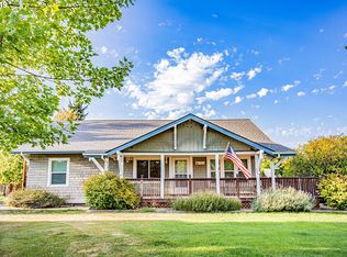 1500 Tucker Rd, Hood River, OR 97031