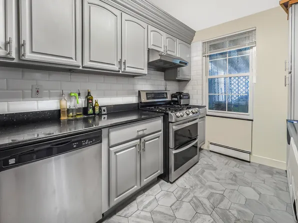 140 West 175th Street image 19 of 29