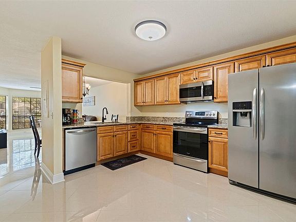 4th image of 5100 Burchette Rd Unit 2301