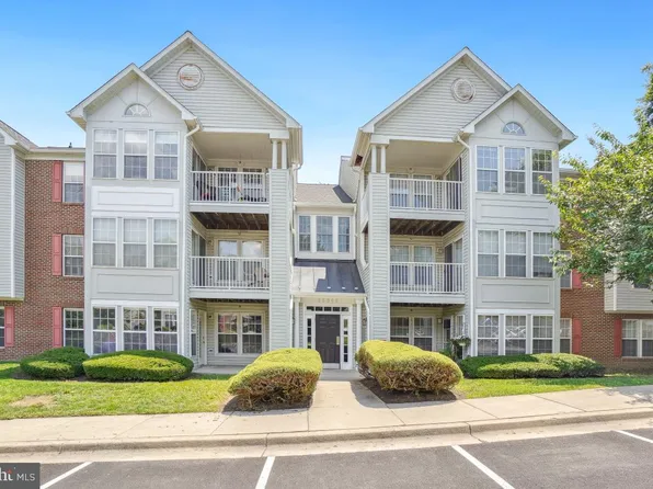 25909 Ridge Manor Dr Unit A, Damascus, MD 20872