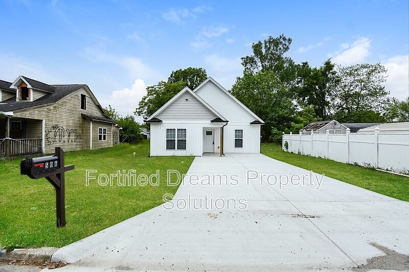 1st image of 506 Dillon St