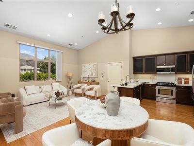 1406 S California Ave Unit C, Monrovia, CA, 91016