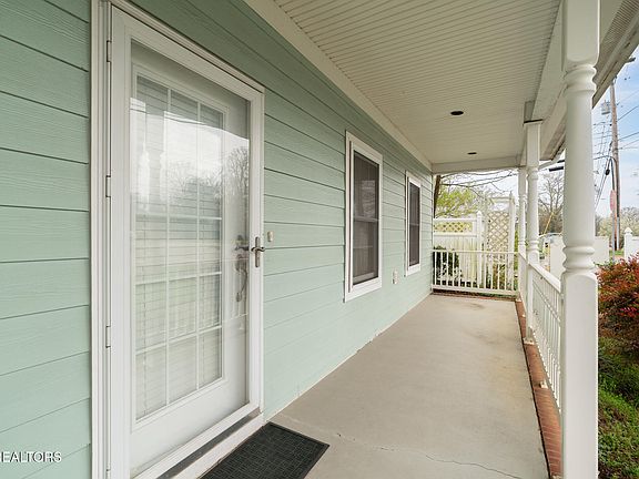 5th image of 116 W Gettysburg Ave