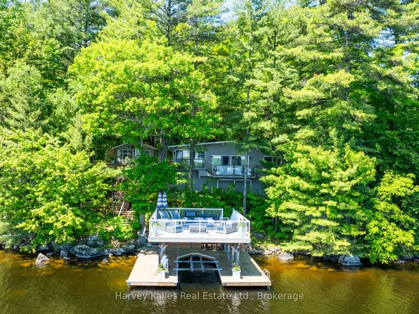 1043 Muskoka Crescent Rd, Bracebridge, ON P1L 1X2
