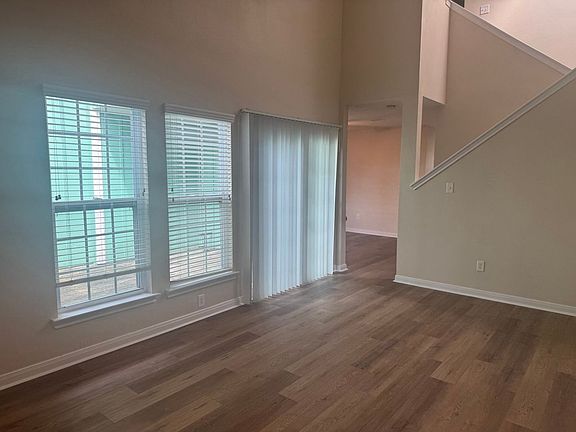 5th image of 7517 Antilles Ave