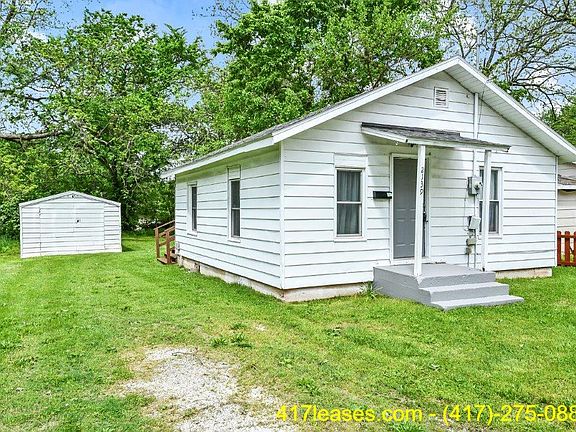 3rd image of 2139 N Taylor Ave