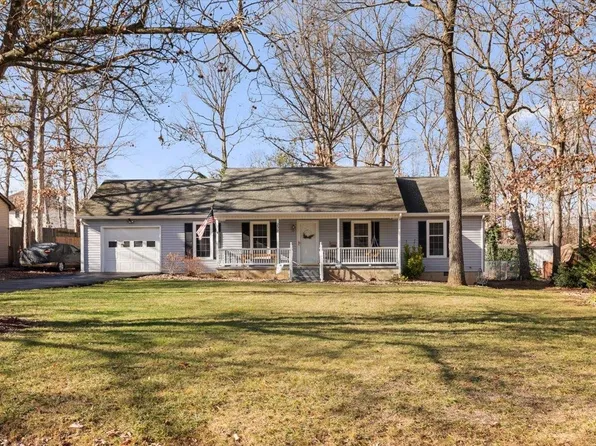 239 Forest Springs Dr, Stuarts Draft, VA 24477