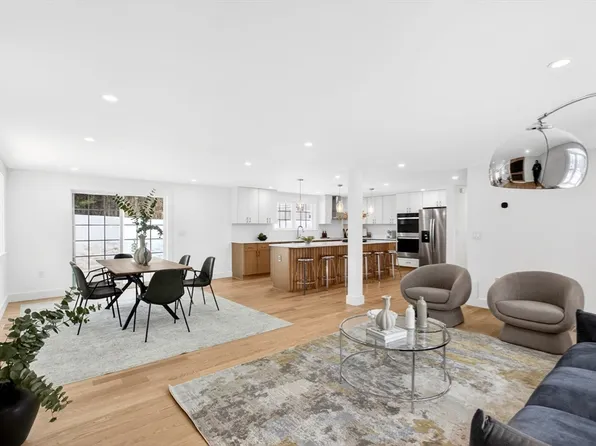 445 Salem St, North Andover, MA 01845