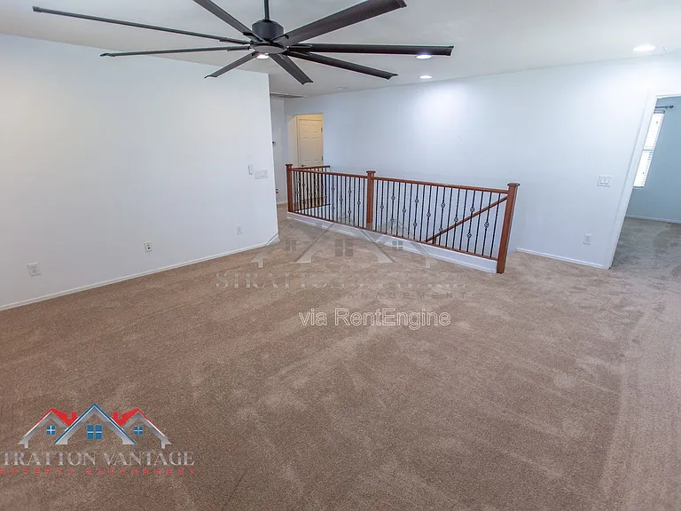 7311 N 90th Ave — Photo 27