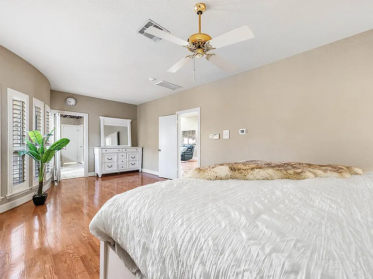 3702 Belle Grove Ln — Photo 26