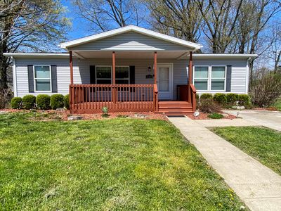 315 E Cyrus St, Farmersburg, IN, 47850