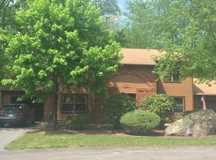 4A Grouse Trl, Smithfield, RI 02917