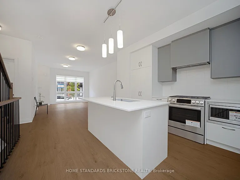 22 Chesley St — Photo 6
