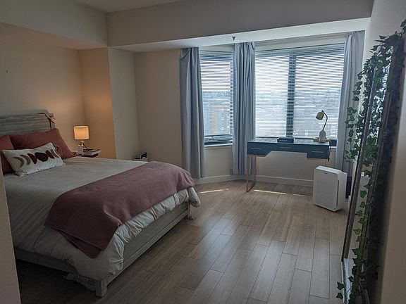 5th image of 601 Van Ness Ave APT 752